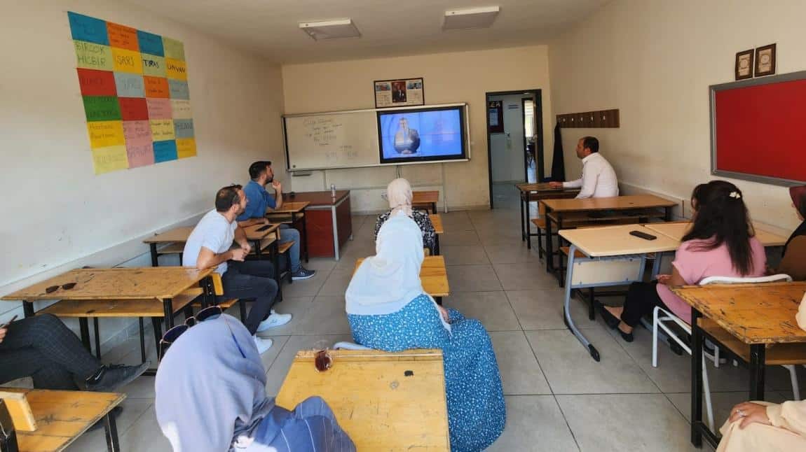 SENEBAŞI SEMİNER DÖNEMİNE BAKANIMIZI DİNLEYEREK BAŞLADIK